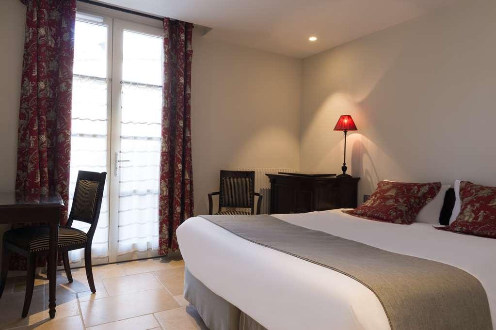 Ogaux Vieux Remparts Hotel โพรแว็ง ห้อง รูปภาพ