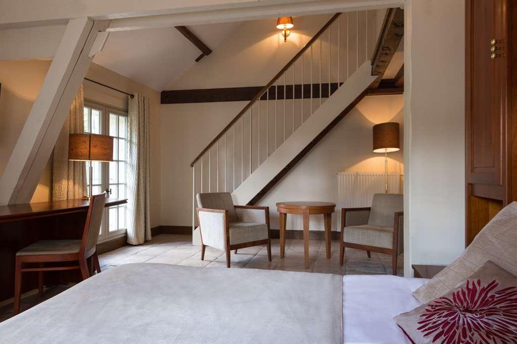 Ogaux Vieux Remparts Hotel โพรแว็ง ห้อง รูปภาพ